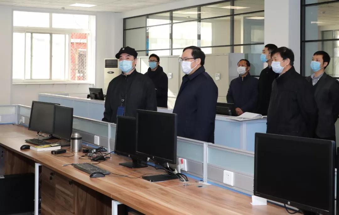 楊金成到七院、七一四所檢查指導(dǎo)疫情防控和復(fù)工復(fù)產(chǎn)工作