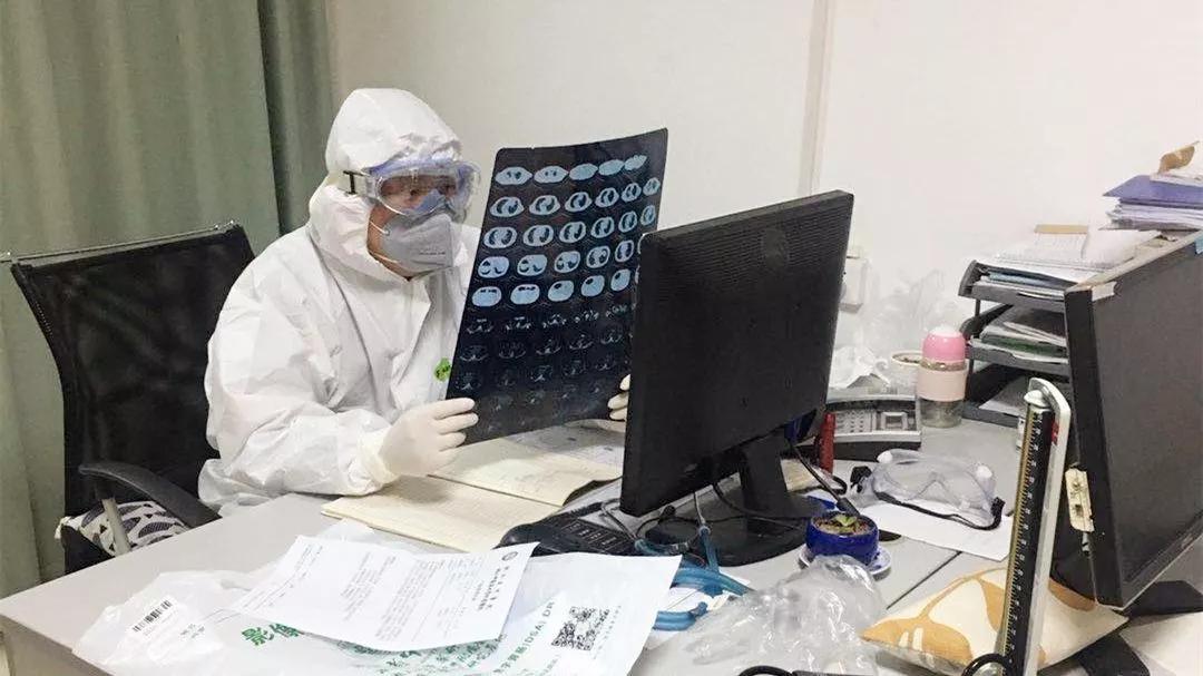 七一二所門診部負責人、后勤服務中心副主任李浩